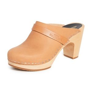 NEVER WORN Swedish Hasbeens Slip In Classic Clogs - US Size 11, EU Size 41